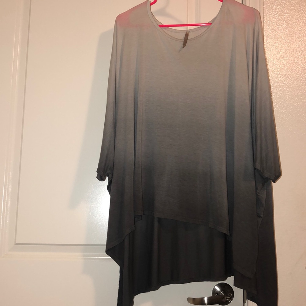 ✨Sale✨ Ombré Shirt